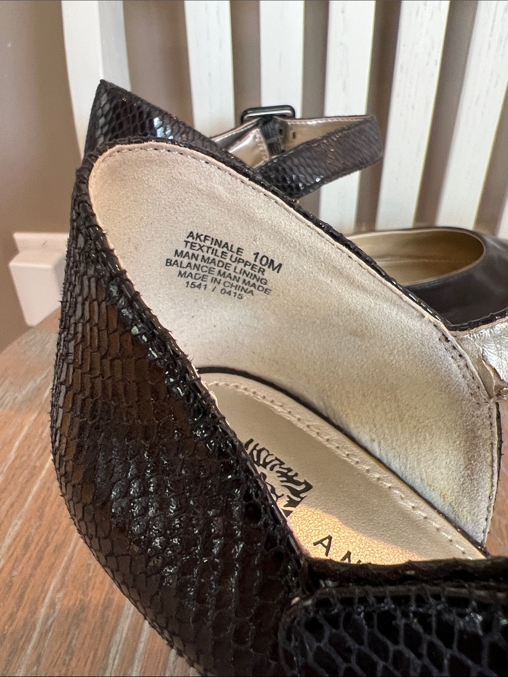 Anne Klein Pointed Toe Ankle Strap Heels Black - Picture 6 of 7